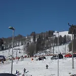 U Sjezdovky Alfa - *